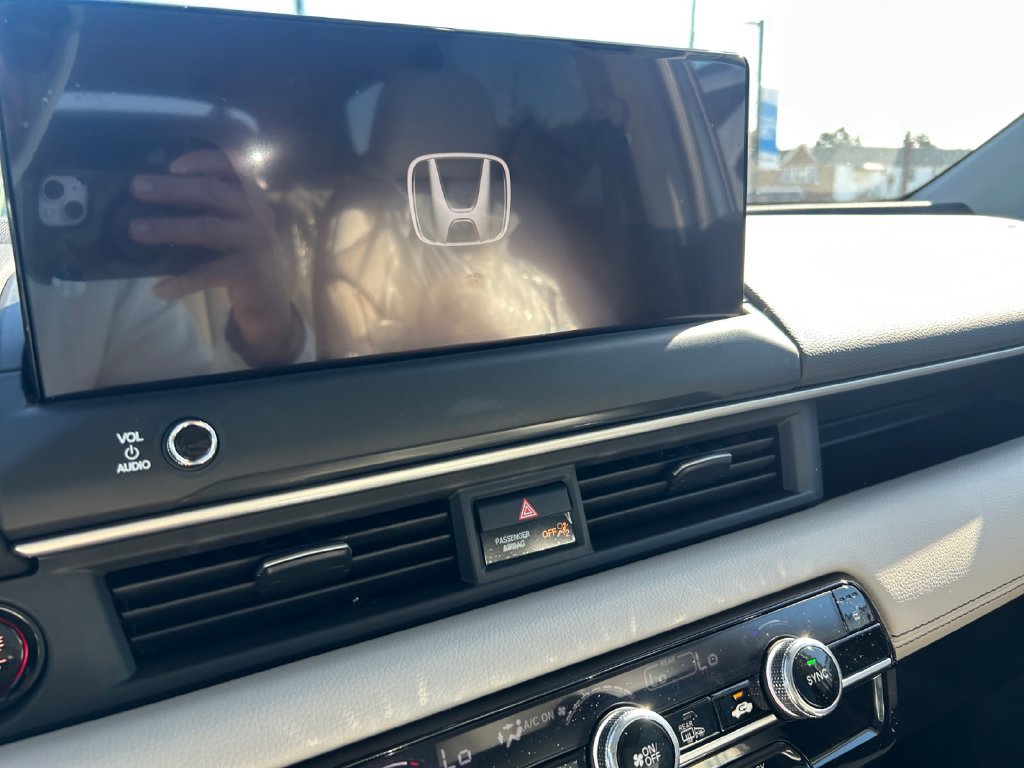 New 2026 Honda Pilot Touring image 25