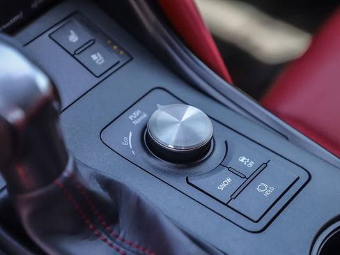 Used 2024 Lexus IS 350 F Sport RWD image 21