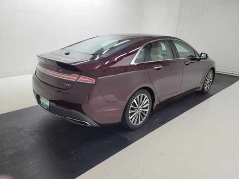 Used 2017 Lincoln MKZ Select w/ Climate Package FWD image 9