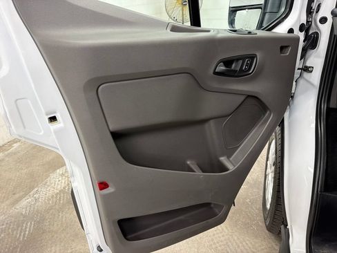 Certified 2024 Ford Transit 350 XLT RWD image 16