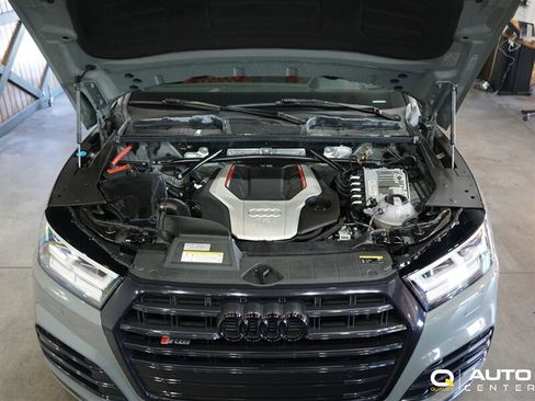 Used 2019 Audi SQ5 Premium Plus w/ Premium Plus Package AWD/4WD image 9
