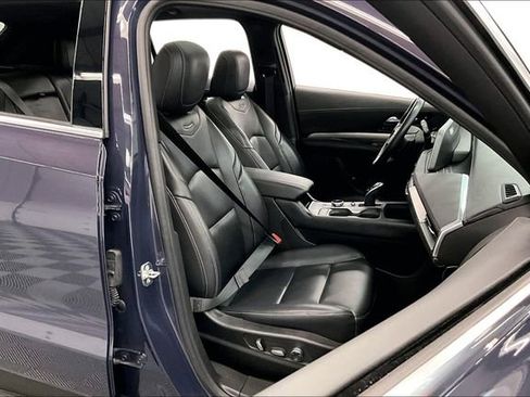 Used 2024 Cadillac XT4 Premium Luxury FWD image 8