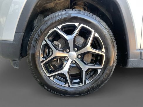 Used 2024 Jeep Compass Limited AWD/4WD image 15