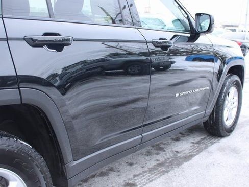 Used 2025 Jeep Grand Cherokee Laredo w/ Luxury Tech Group I image 47