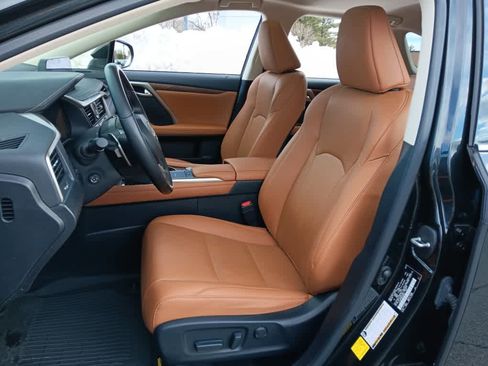 Used 2022 Lexus RX 350L Premium w/ Premium Package image 10