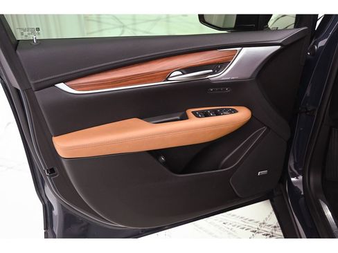 Used 2024 Cadillac XT5 Premium Luxury image 28