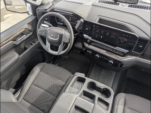 New 2026 GMC Sierra 1500 SLE w/ X31 Off-Road Package AWD/4WD image 19