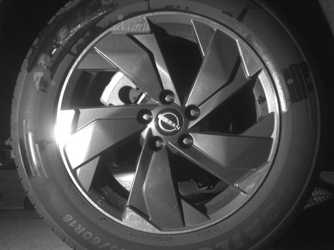 Used 2025 Nissan Rogue SV AWD/4WD image 15
