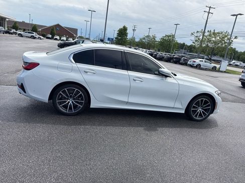 Used 2021 BMW 330i xDrive Sedan AWD/4WD image 24