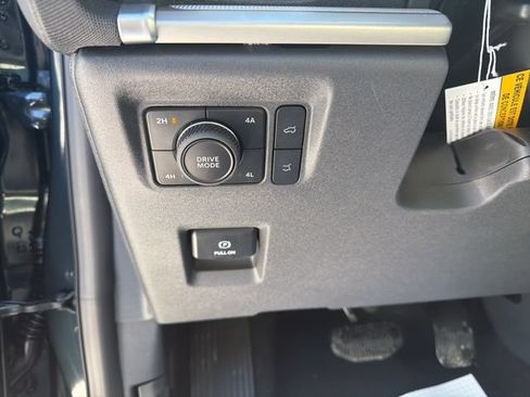 New 2026 Ford Expedition Max Active AWD/4WD image 19