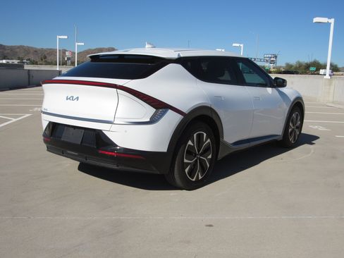 Used 2023 Kia EV6 Wind image 5