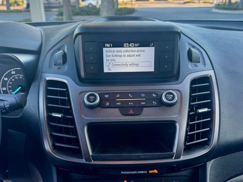 Used 2022 Ford Transit Connect XL image 23