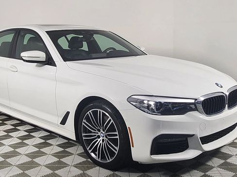 Used 2019 BMW 530e w/ M Sport Package image 1