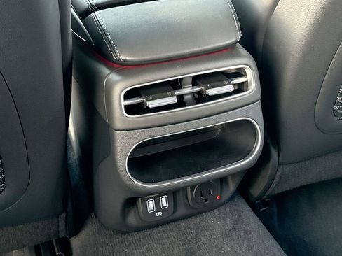 Used 2025 Genesis GV70 3.5T Sport w/ Sport Advanced Package image 33