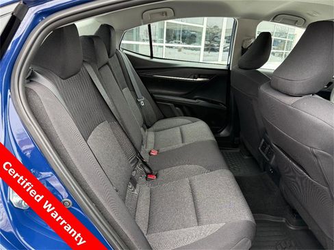 Used 2025 Toyota Camry LE image 12