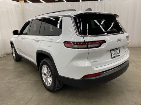 Used 2025 Jeep Grand Cherokee L Laredo AWD/4WD image 4