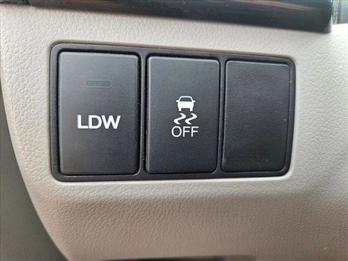 Used 2015 Honda Civic Hybrid Sedan image 10