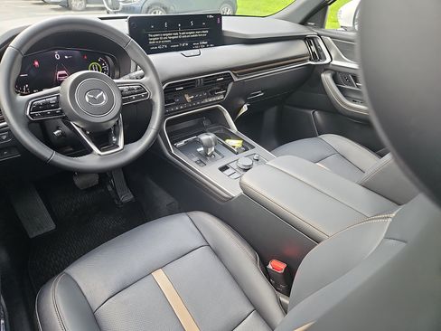 Certified 2026 MAZDA CX-90 3.3 Turbo S w/ Premium Plus AWD/4WD image 3