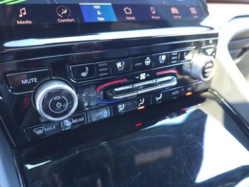 Used 2022 Jeep Grand Cherokee L Summit image 33