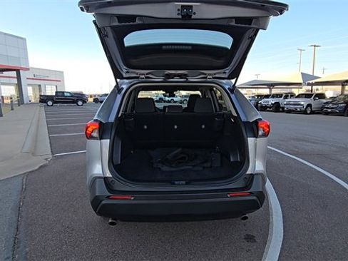 Used 2022 Toyota RAV4 LE image 24