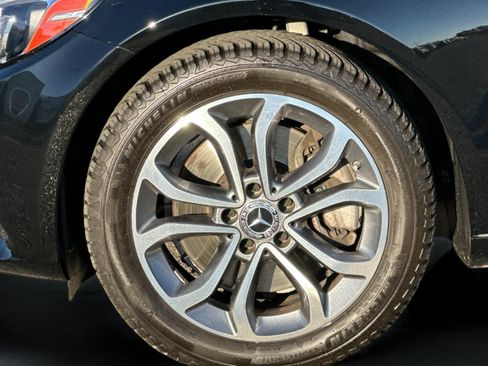 Used 2017 Mercedes-Benz C 300 4MATIC Sedan image 25