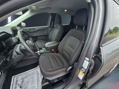 Used 2024 Ford Escape Active AWD/4WD image 9
