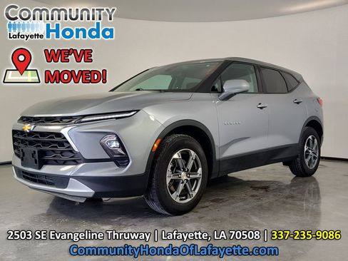 Used 2025 Chevrolet Blazer LT AWD/4WD image 3