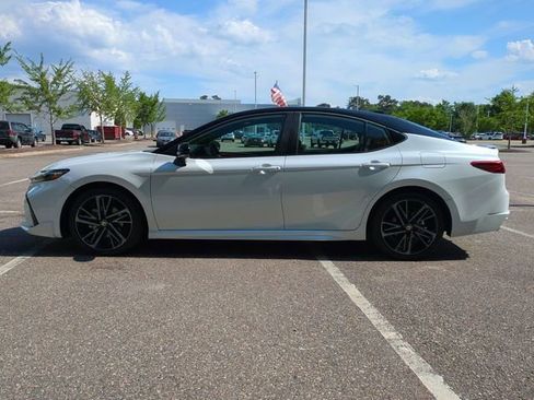 Used 2026 Toyota Camry XSE image 7