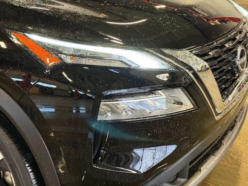 Certified 2023 Nissan Rogue SL image 36