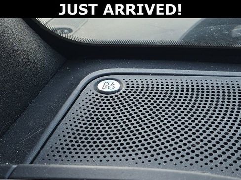 Used 2024 Ford Bronco Wildtrak image 10