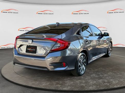 Used 2017 Honda Civic EX image 10