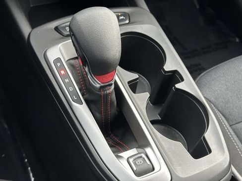 Used 2024 Chevrolet Trax RS w/ Driver Confidence Package image 35