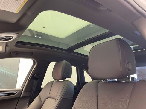 New 2026 Porsche Macan AWD/4WD image 19