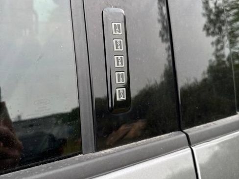 Certified 2022 Ford F250 Lariat w/ Chrome Package AWD/4WD image 6