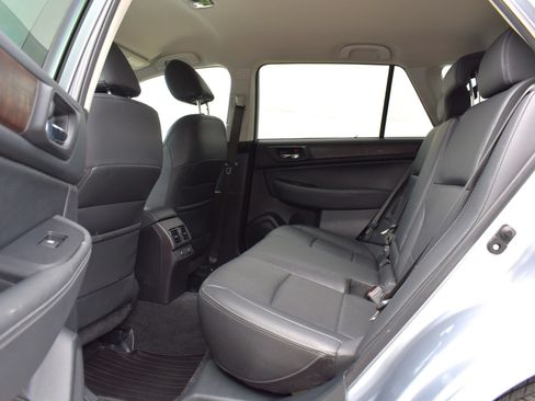 Used 2015 Subaru Outback 2.5i Limited w/ Popular Package #4 AWD/4WD image 47
