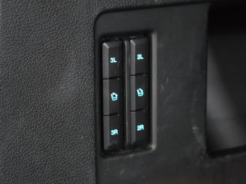 Used 2021 Ford Expedition Max Limited image 13