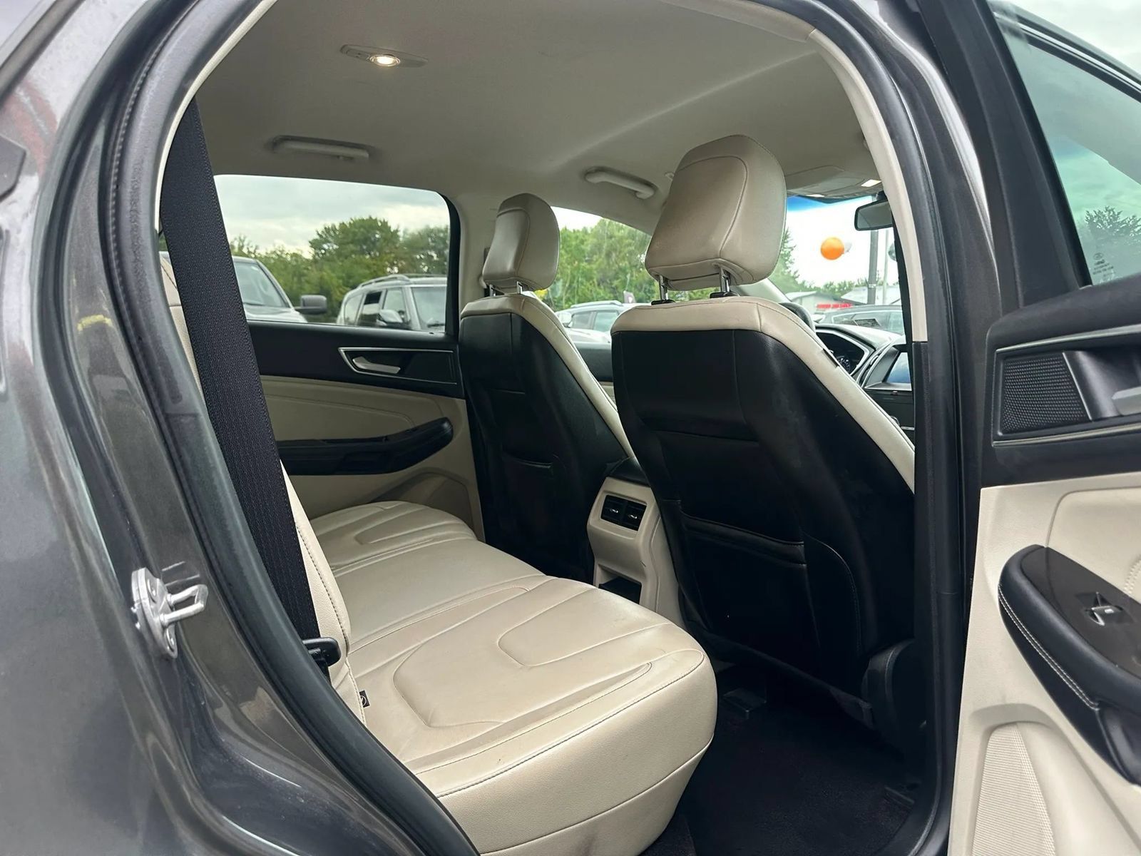 Used 2020 Ford Edge Titanium w/ Cargo Accessory Package FWD image 15