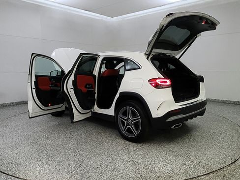 Used 2023 Mercedes-Benz GLA 250 4MATIC w/ AMG Line Exterior image 47