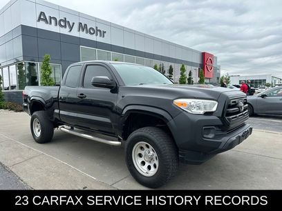 Used 2017 Toyota Tacoma SR