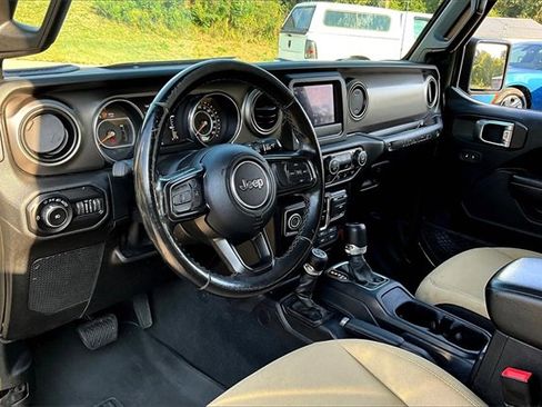 Used 2021 Jeep Wrangler Unlimited Sport image 14