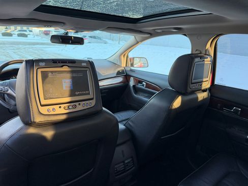 Used 2014 Lincoln MKX AWD w/ Equipment Group 102A image 10