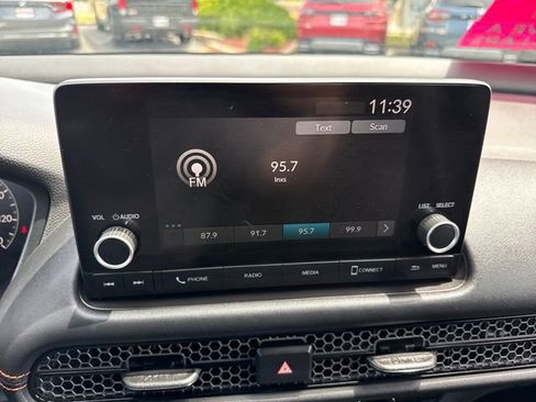 Certified 2024 Honda HR-V Sport image 32
