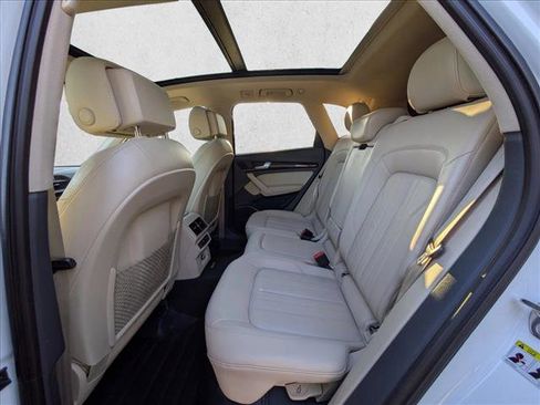 Used 2018 Audi Q5 2.0T Premium Plus w/ Premium Plus Package image 20