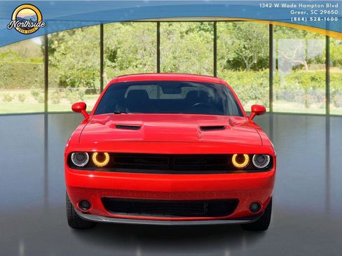 Used 2020 Dodge Challenger SXT w/ Plus Package RWD image 10
