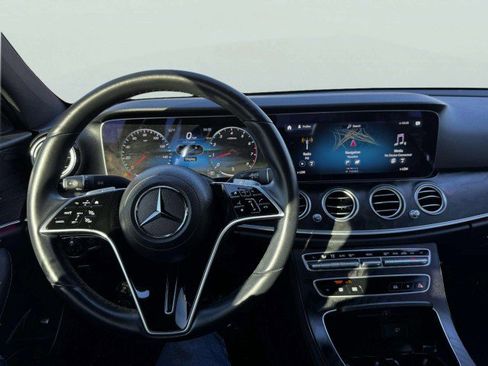 Used 2023 Mercedes-Benz E 350 Sedan image 28