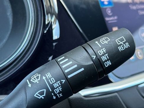 Used 2023 Buick Encore GX Select w/ Sport Touring Package image 40