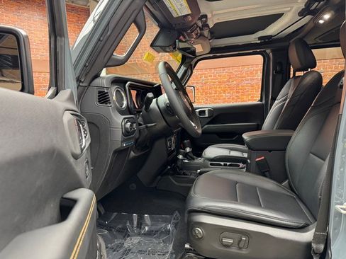 Used 2024 Jeep Wrangler Unlimited Sahara w/ Technology Group image 22