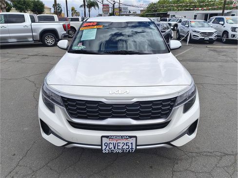 Used 2023 Kia Seltos LX image 18