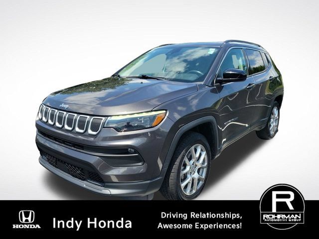 Used 2022 Jeep Compass Latitude w/ Sun and Sound Group AWD/4WD image 12