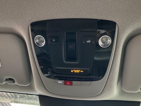 Used 2023 Kia Niro EX Touring FWD image 27